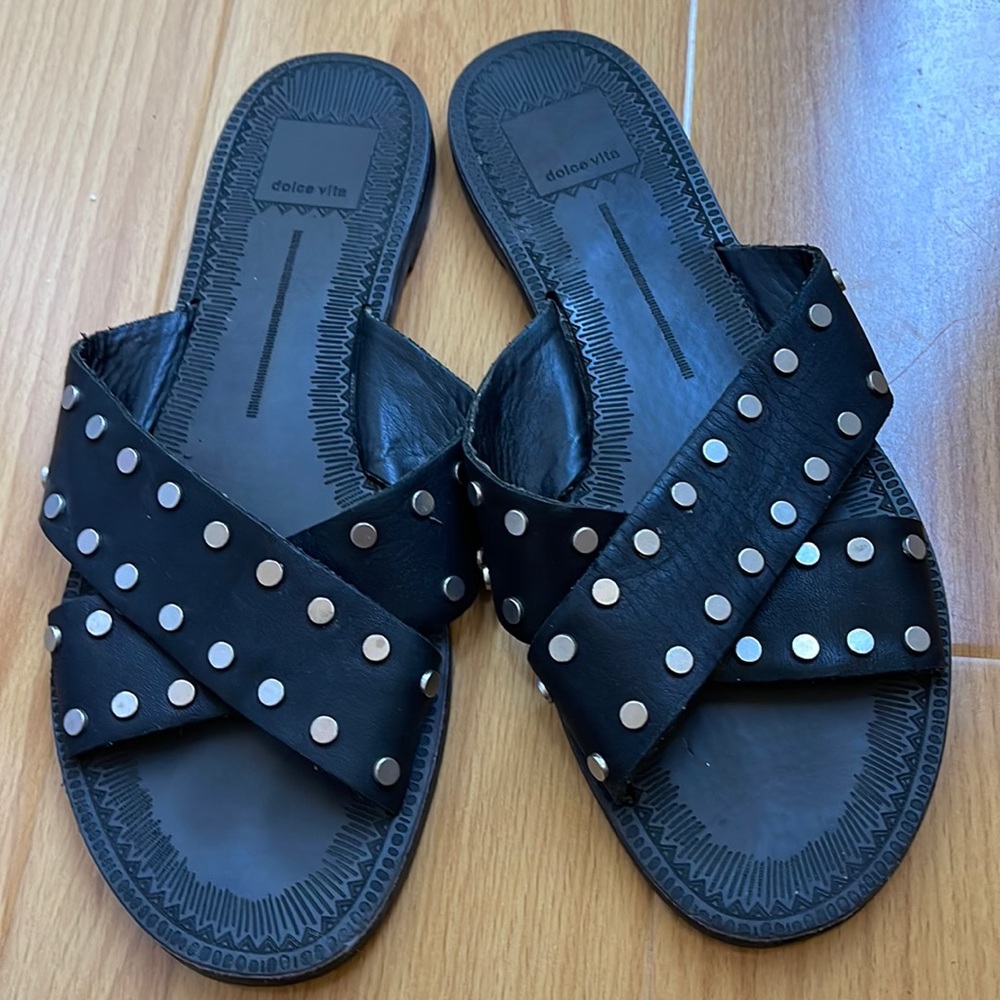 Dolce Vita slipper with leather stud woman size 7.5